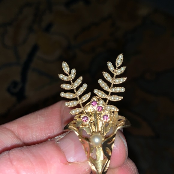 Broach‎ - Picture 5 of 5